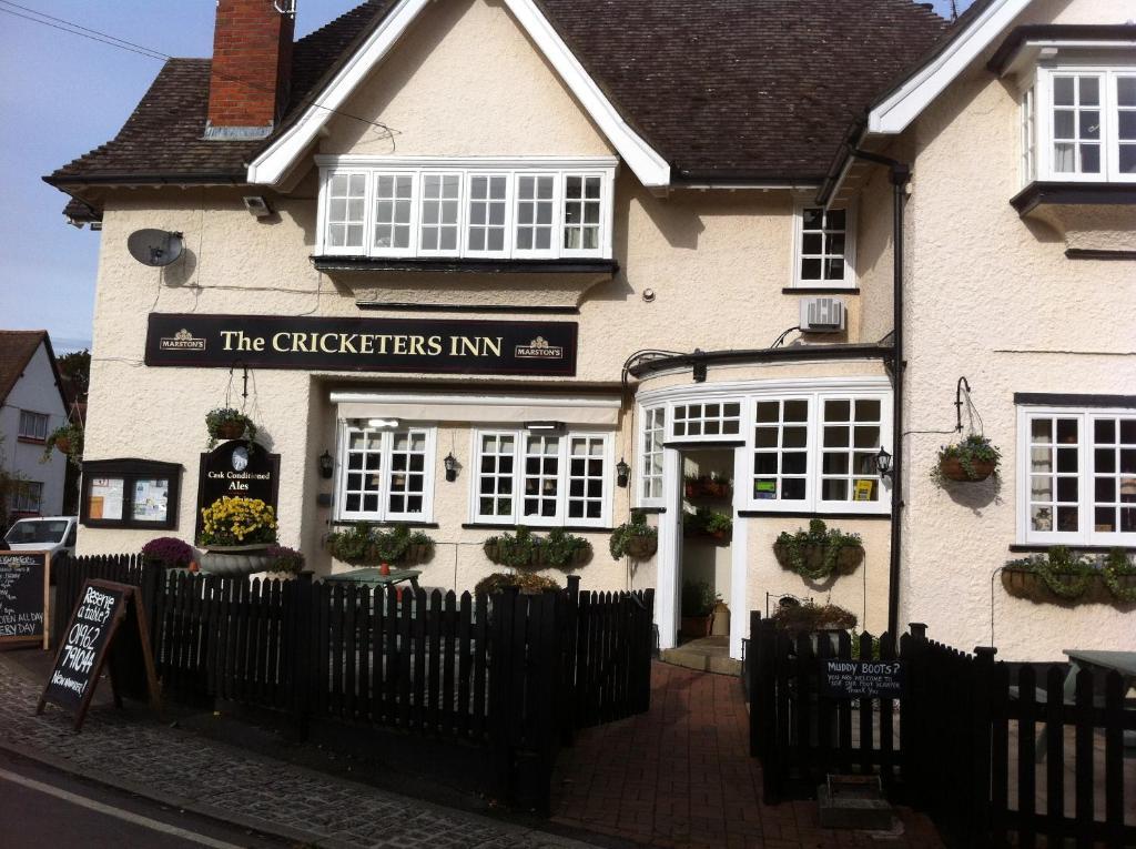 The Cricketers Inn Уинчестър Екстериор снимка